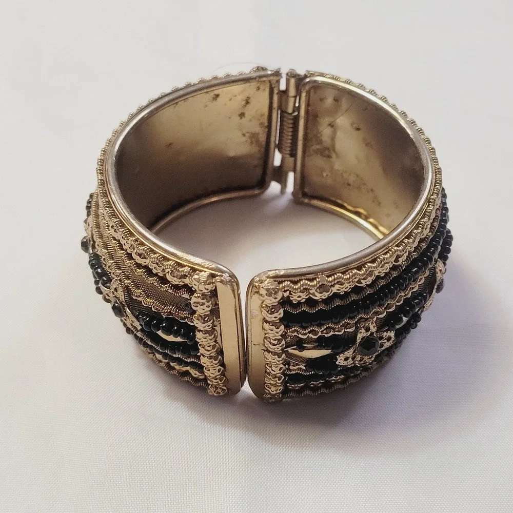 Women's Hinged Cuff Bracelet OS Gold Black Beaded Ornate Statement U13
